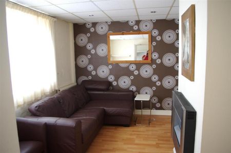 5 bedroom house to rent - Photo 2