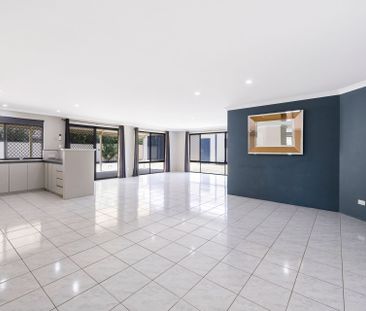 Large Family Home with Side Access, Big Backyard and Powered Workshop - Photo 3