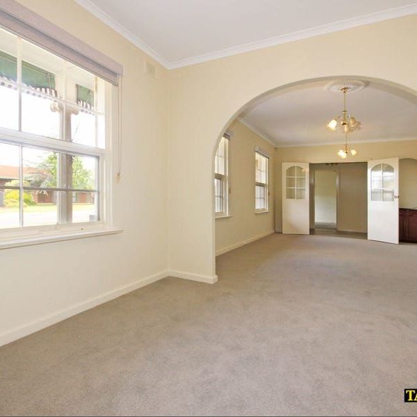 21 Prinse Street, West Beach - Photo 1
