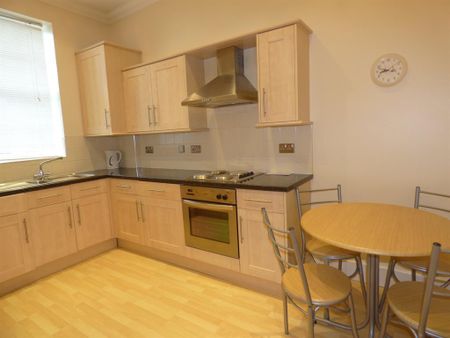 1 bedroom flat to rent - Photo 3