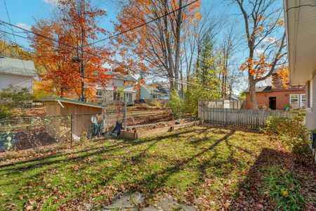 For Lease - 275 Crocus Avenue, Alta Vista and Area, Ontario - Photo 4