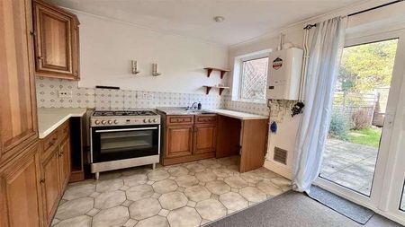 Highview, Vigo, DA13 - Photo 5