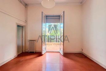 Casa señorial junto a la Clínica Teknon, Barcelona