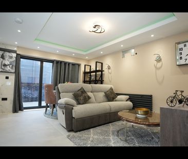 2 Bed Semi-Detached House, Zyad Close, NW10 - Photo 6