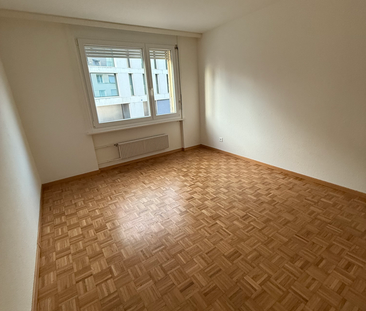 Bel appartement rénové de 3 pièces au 2ème étage - Photo 1