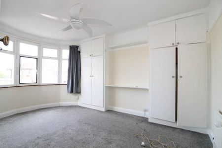 3 bedroom semi-detached house to rent - Photo 4