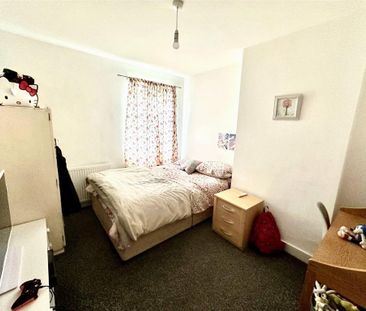 3 bedroom house to rent - Photo 3