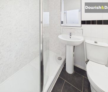 2 bedroom semi-detached house to rent - Photo 6