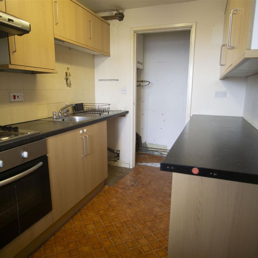 2 Bed Flat to Let on Sandown Court, Avenham Lane, Preston - Photo 1