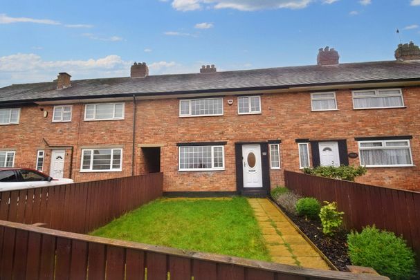 3 bed terraced house to rent in Gildercliffe, Scarborough, YO12 - Photo 1