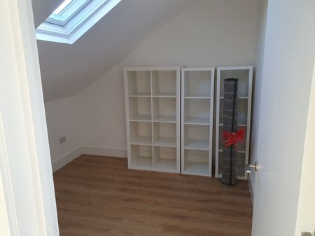2 Bed Flat, Cromwell Avenue, N6 - Photo 2