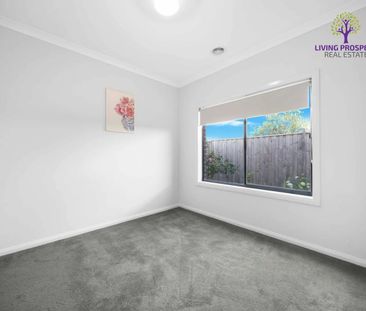 Stylish 4-Bedroom Contemporary Living in the Heart of Tarneit - Photo 6