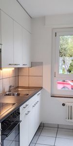 Appartement rafraîchi de 2 pièces au rez-de-chaussée - Foto 3