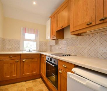 2 bedroom apartment to rent - Photo 6