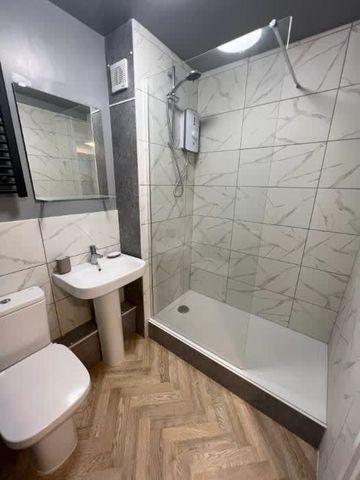 1 Bedroom Home – Medium Let - Photo 2