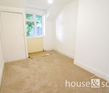 3 bedroom detached house to rent - Photo 3