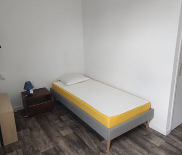 Location Appartement 15m² - Photo 6