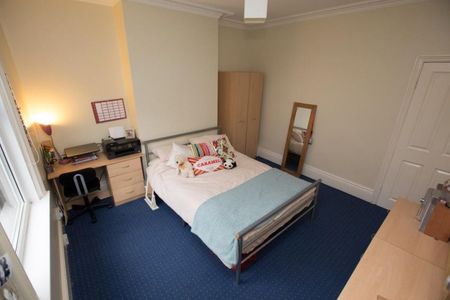 3 bedroom house share to rent - Photo 2