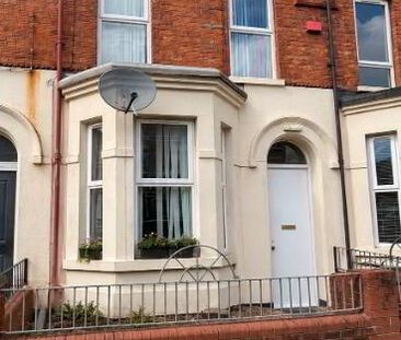 127 Agincourt Avenue, Belfast, BT7 1QD - Photo 2