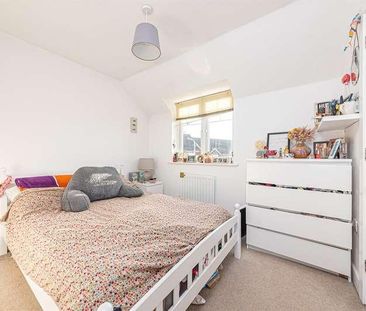 Carina Drive, The Carillions, Wokingham, RG40 - Photo 1