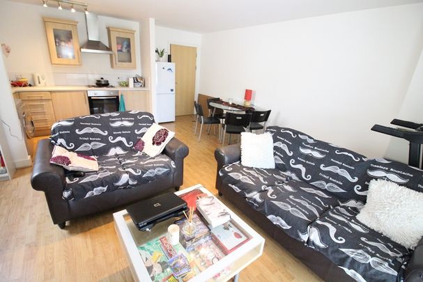 Newport Road, Roath - Photo 1