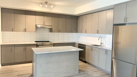 For Lease - 9000 Jane Street Unit# 412, Vaughan, Ontario - Photo 5