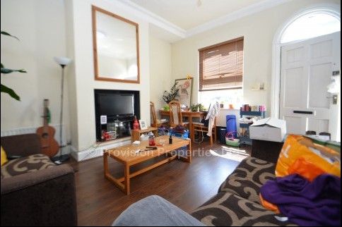 2 Bed Properties Hyde Park Leeds - Photo 1