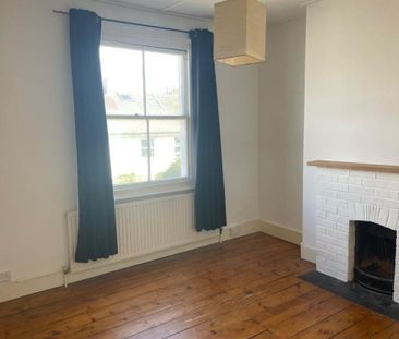 2 bedroom maisonette to rent - Photo 4