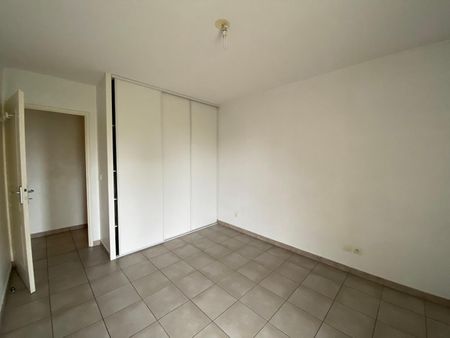 Location Appartement 3 pièces 74m² VALENCE 26000 - Photo 4