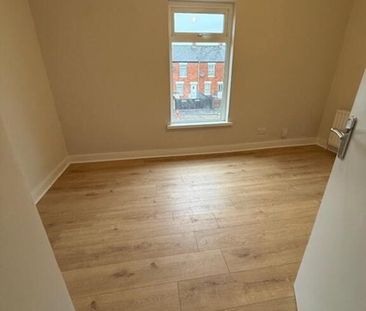 23 Parkgate Parade, Sydenham, Belfast, BT4 1ET - Photo 6