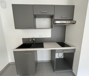 Location Appartement 1 pièce 29m² ANGERS 49000 - Photo 2