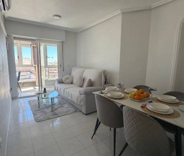 An ideal apartment for long-term rental in Torrevieja. - Photo 2