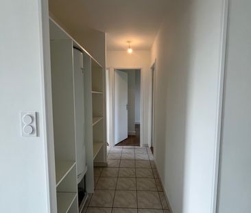 Location Maison 4 pièces 88m² LESCURE D ALBIGEOIS 81380 - Photo 6