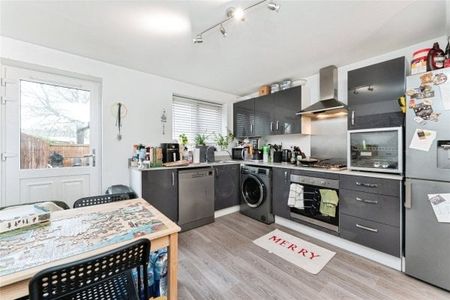 Westhorpe Avenue, Bury St. Edmunds - Photo 3