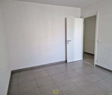 Recent gelijkvloers appartement met terras, tuintje en ondergrondse... - Foto 3