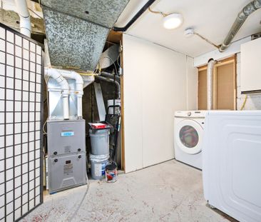 For Lease - 39 Penhurst Avenue Unit# 1, Toronto, Ontario - Photo 6