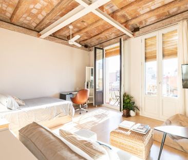 Carrer de Galileu, Barcelona, Catalonia 08014 - Photo 1