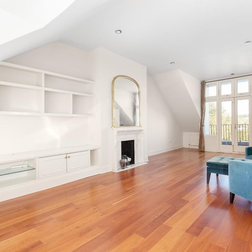 Hampstead Hill Gardens, Hampstead, London - Photo 1