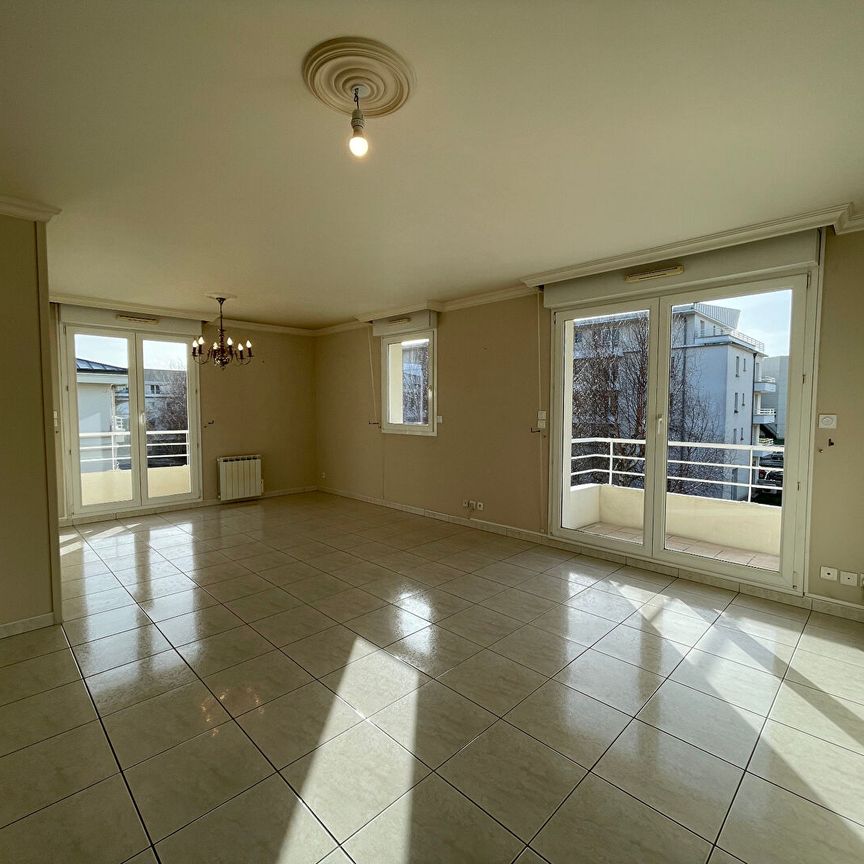 Location Appartement 4 pièces 96m² - Photo 1