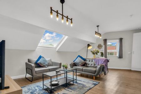1 bedroom in a house share to rent - Photo 4