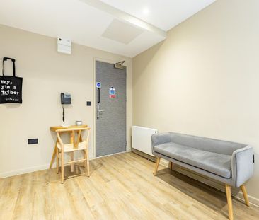 Studio to rent - Photo 1