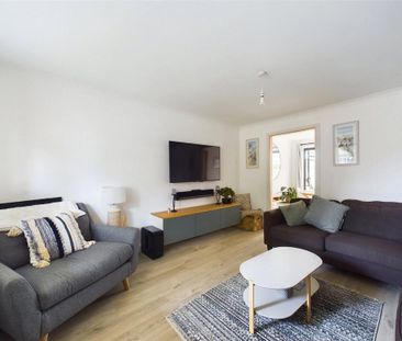 3 bedroom link detached house to rent - Photo 6