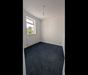 3 Bed Terraced House, Holtby Street, M9 - Photo 3
