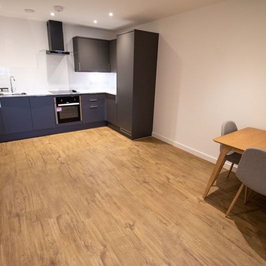 Lincoln House, Bolton - Photo 1