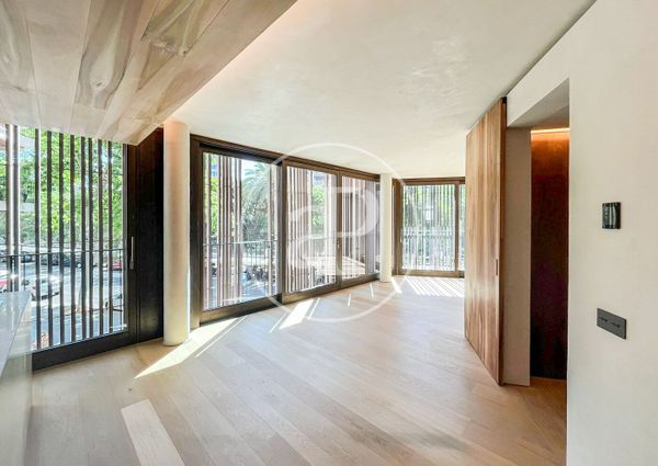 Apartment for Rent on Paseo Mallorca