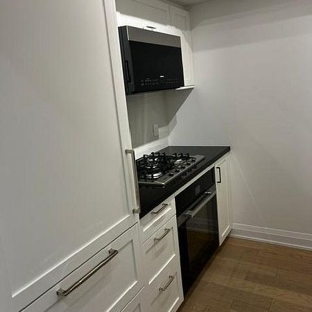 For Lease - 505 Glencairn Avenue Unit# 226, Toronto, Ontario - Photo 1