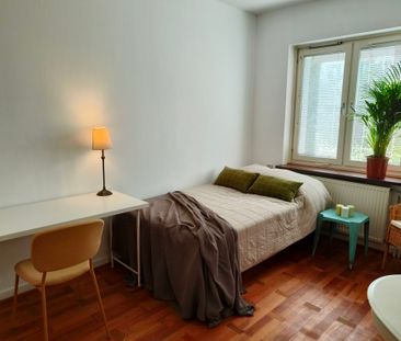 Slätbaksvägen, Årsta - Photo 2