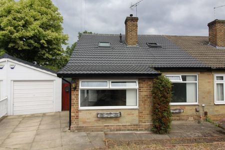 5 bedroom Bungalow To Let - Photo 3