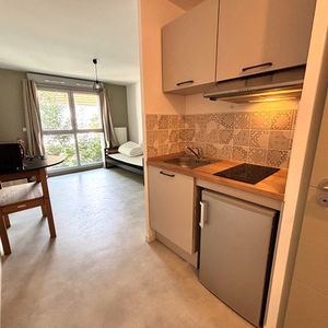 Location Appartement 1 pièce 21m² - Photo 2