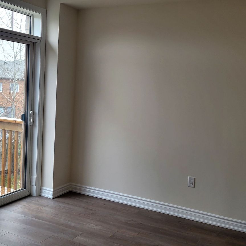 For Lease - 2135 Speare Court, Innisfil, Ontario - Photo 1